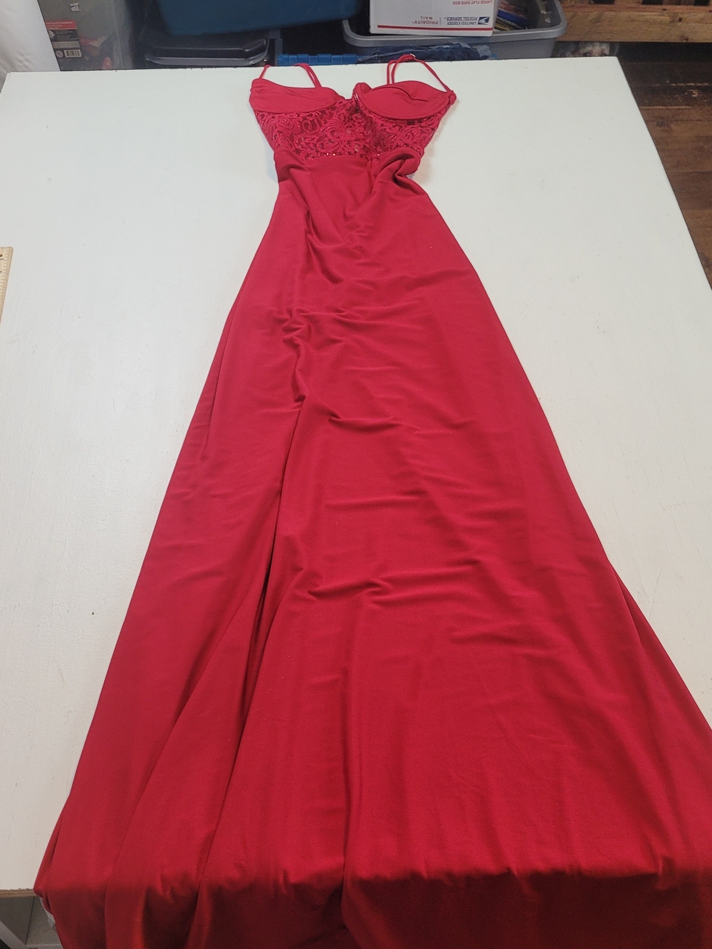 Elegant Red Lace-Accented Evening Dress